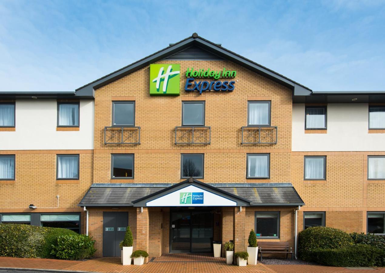 Holiday Inn Express Swansea East By Ihg Eksteriør bilde