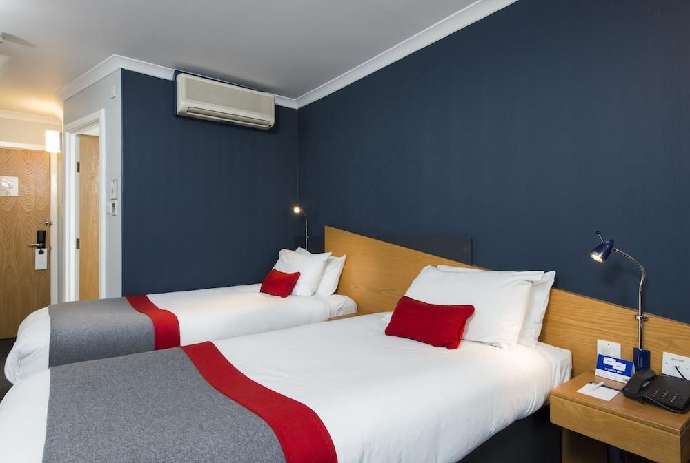 Holiday Inn Express Swansea East By Ihg Eksteriør bilde