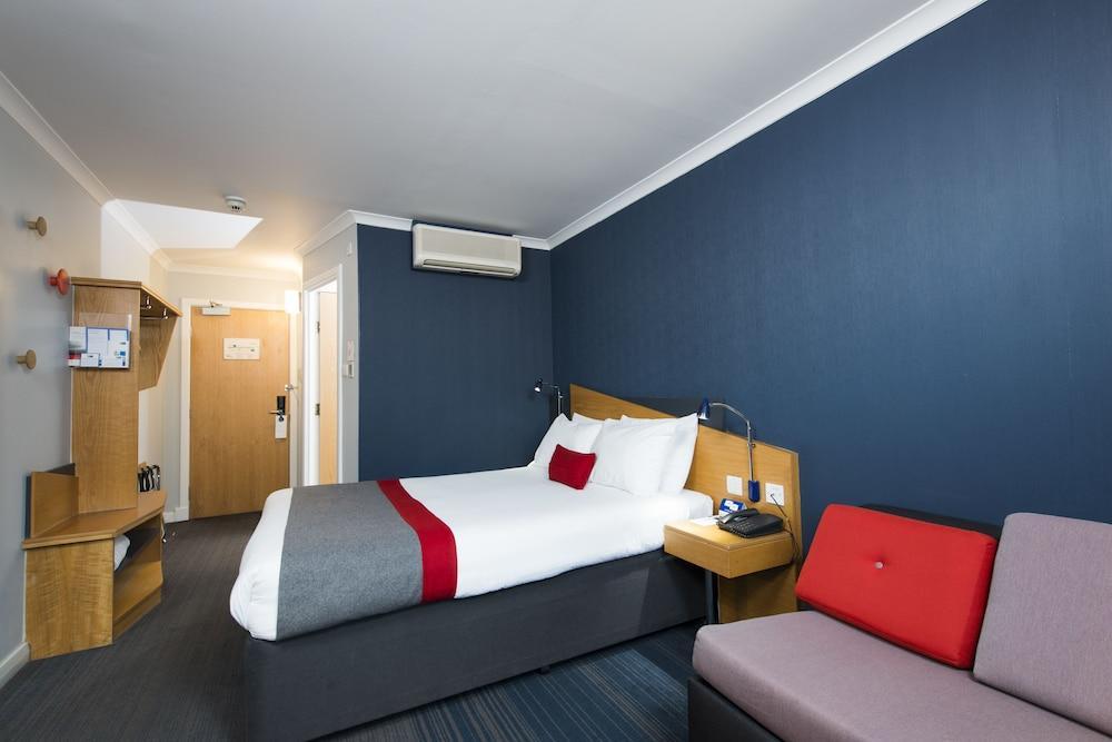 Holiday Inn Express Swansea East By Ihg Eksteriør bilde