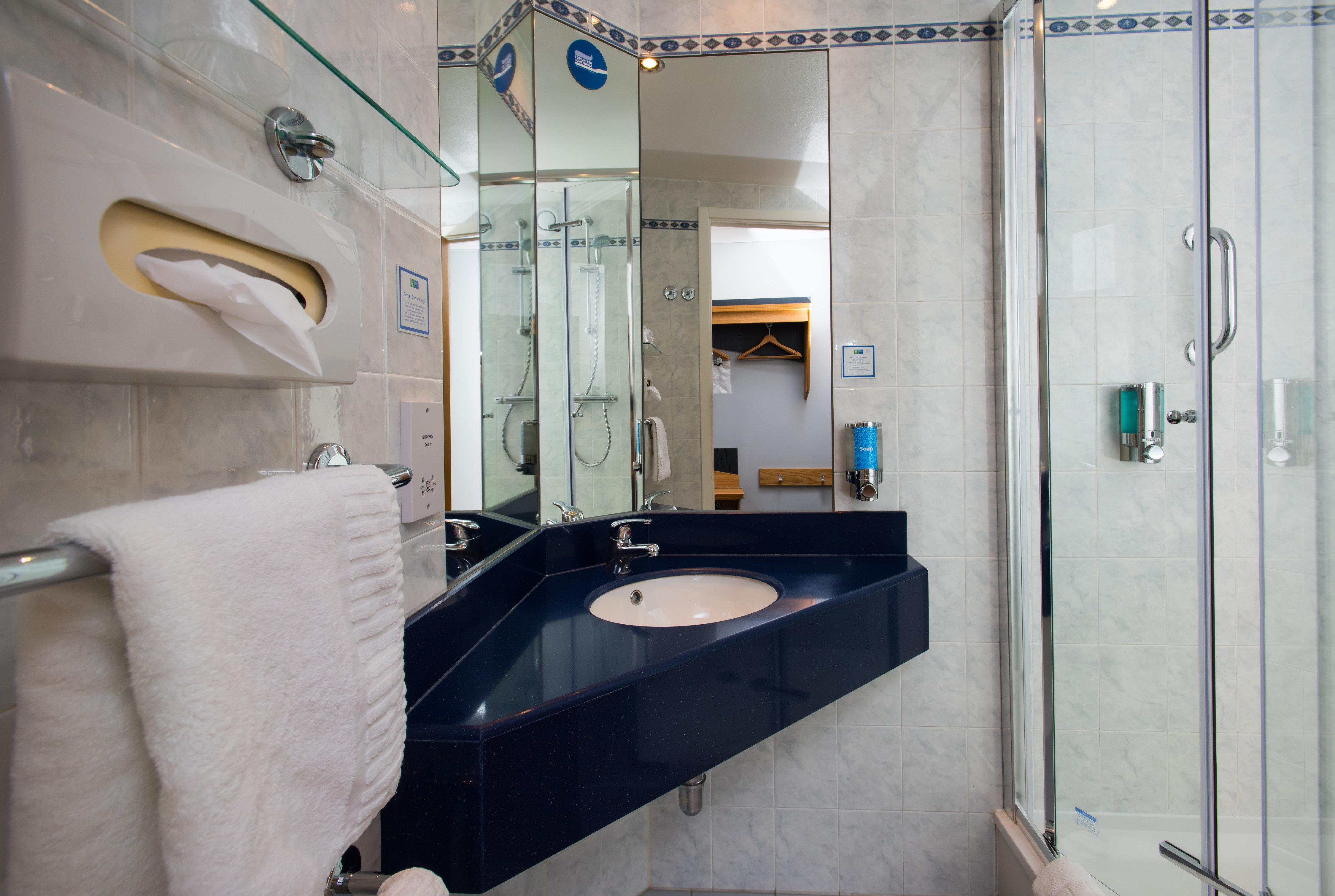 Holiday Inn Express Swansea East By Ihg Eksteriør bilde