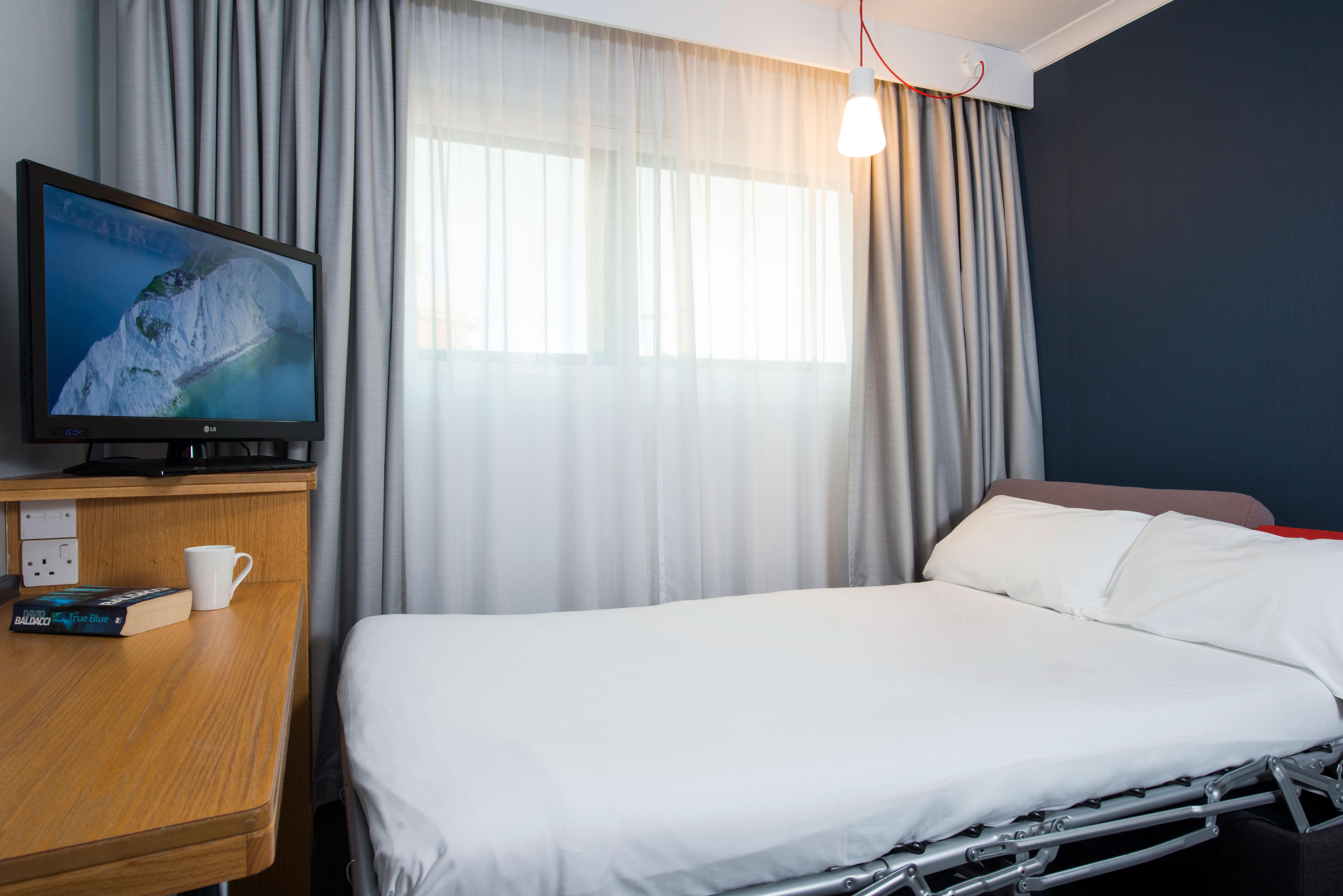 Holiday Inn Express Swansea East By Ihg Eksteriør bilde