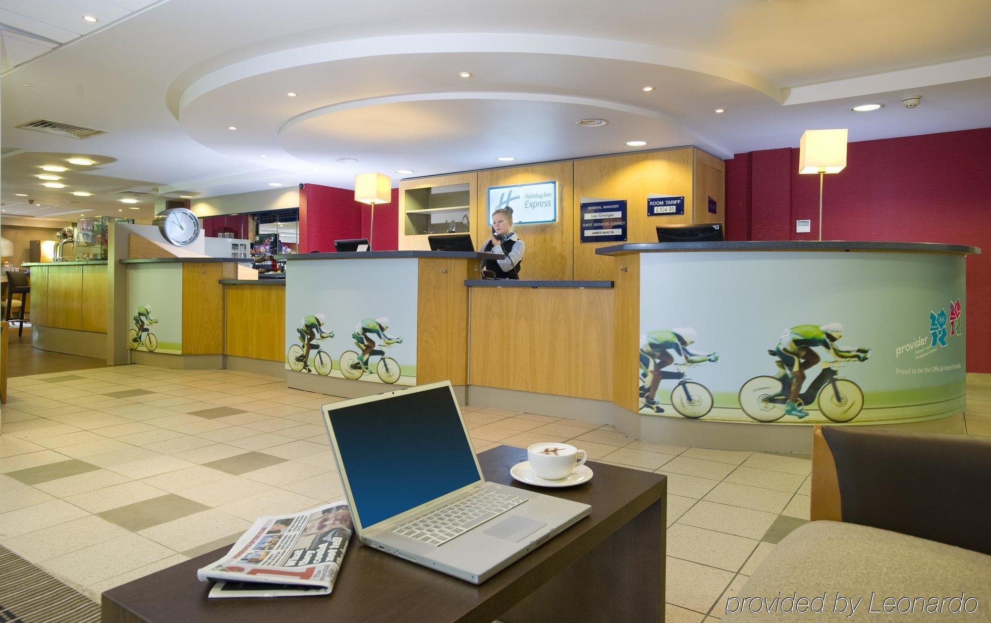 Holiday Inn Express Swansea East By Ihg Eksteriør bilde