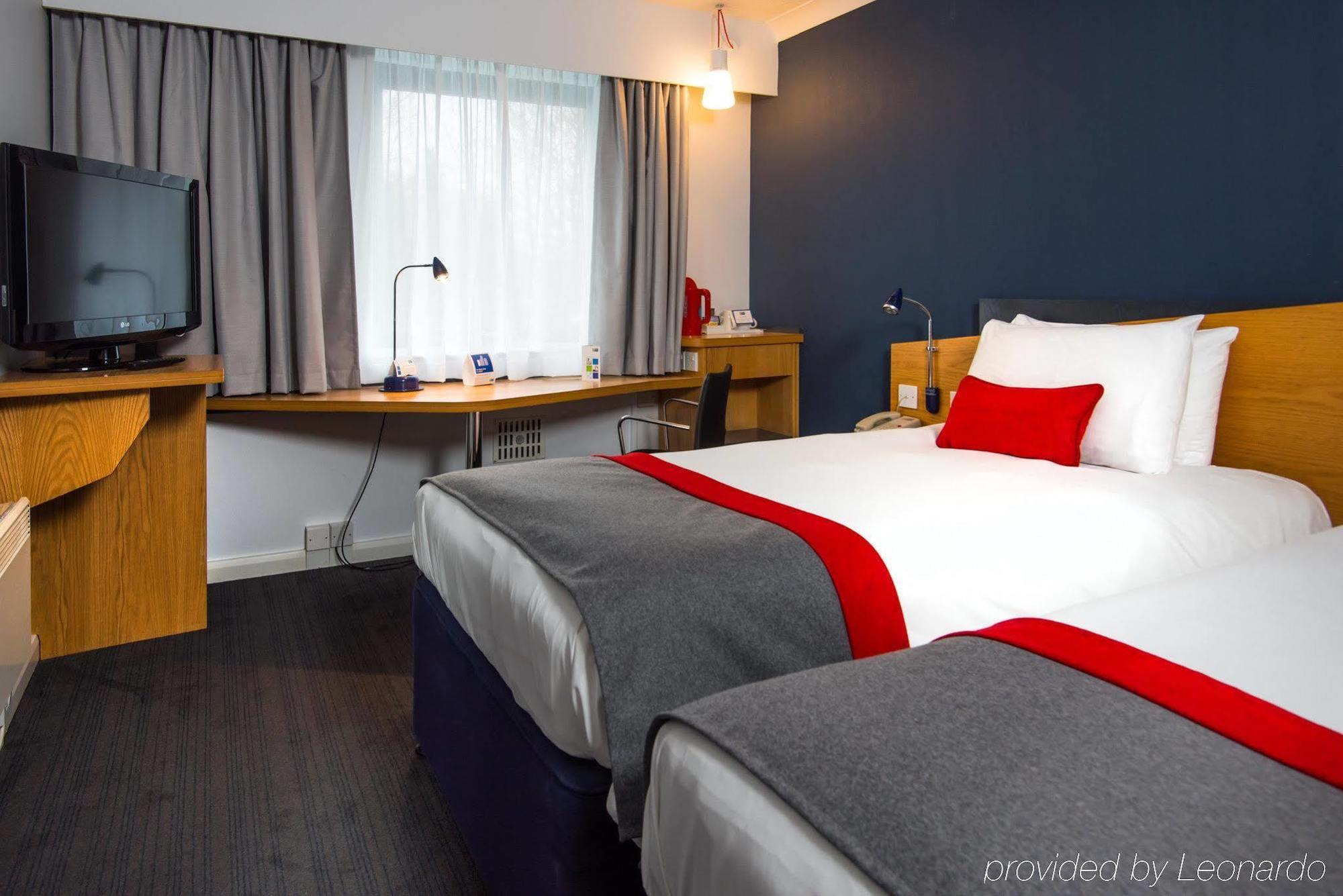 Holiday Inn Express Swansea East By Ihg Eksteriør bilde
